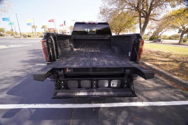 Used 2024 GMC Sierra 2500 AT4 w/ AT4 Premium Plus Package image 12