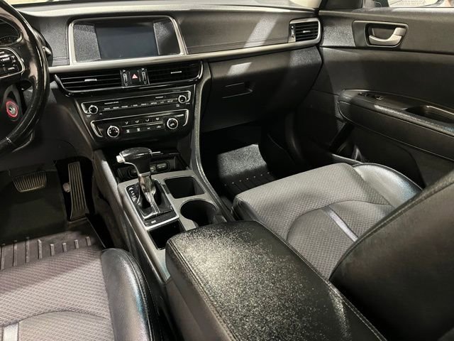 Used 2018 Kia Optima S w/ Panoramic Sunroof Package image 20