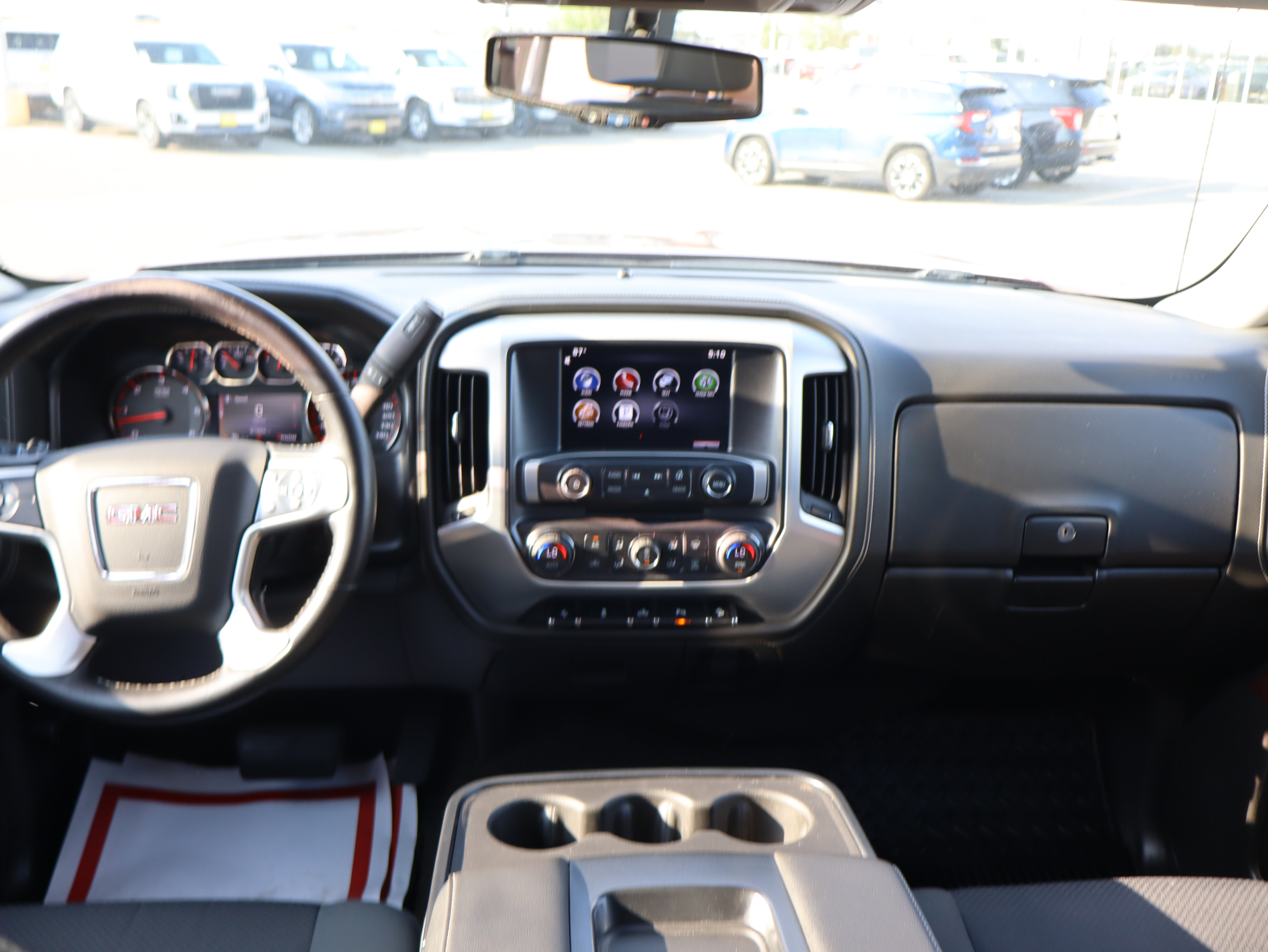 Used 2015 GMC Sierra 1500 SLE w/ SLE Value Package AWD/4WD image 10