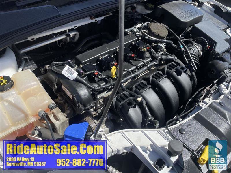 Used 2014 Ford Focus SE w/ SE Winter Package FWD image 21