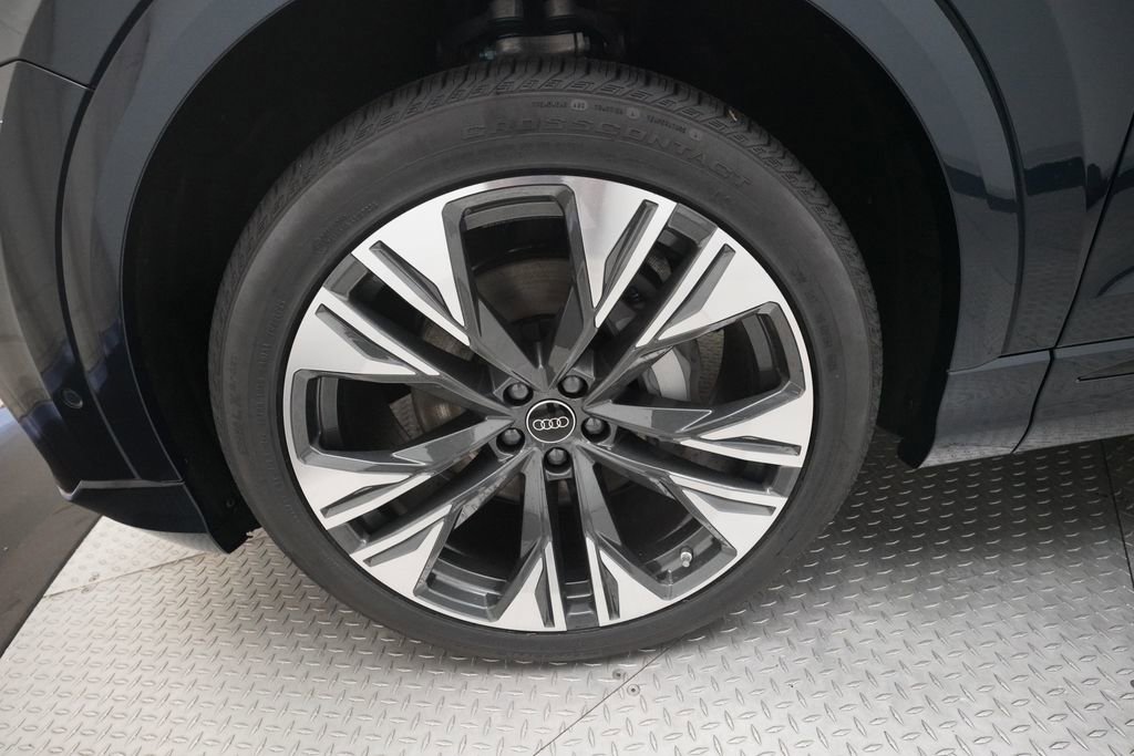 New 2026 Audi Q8 Premium Plus image 28