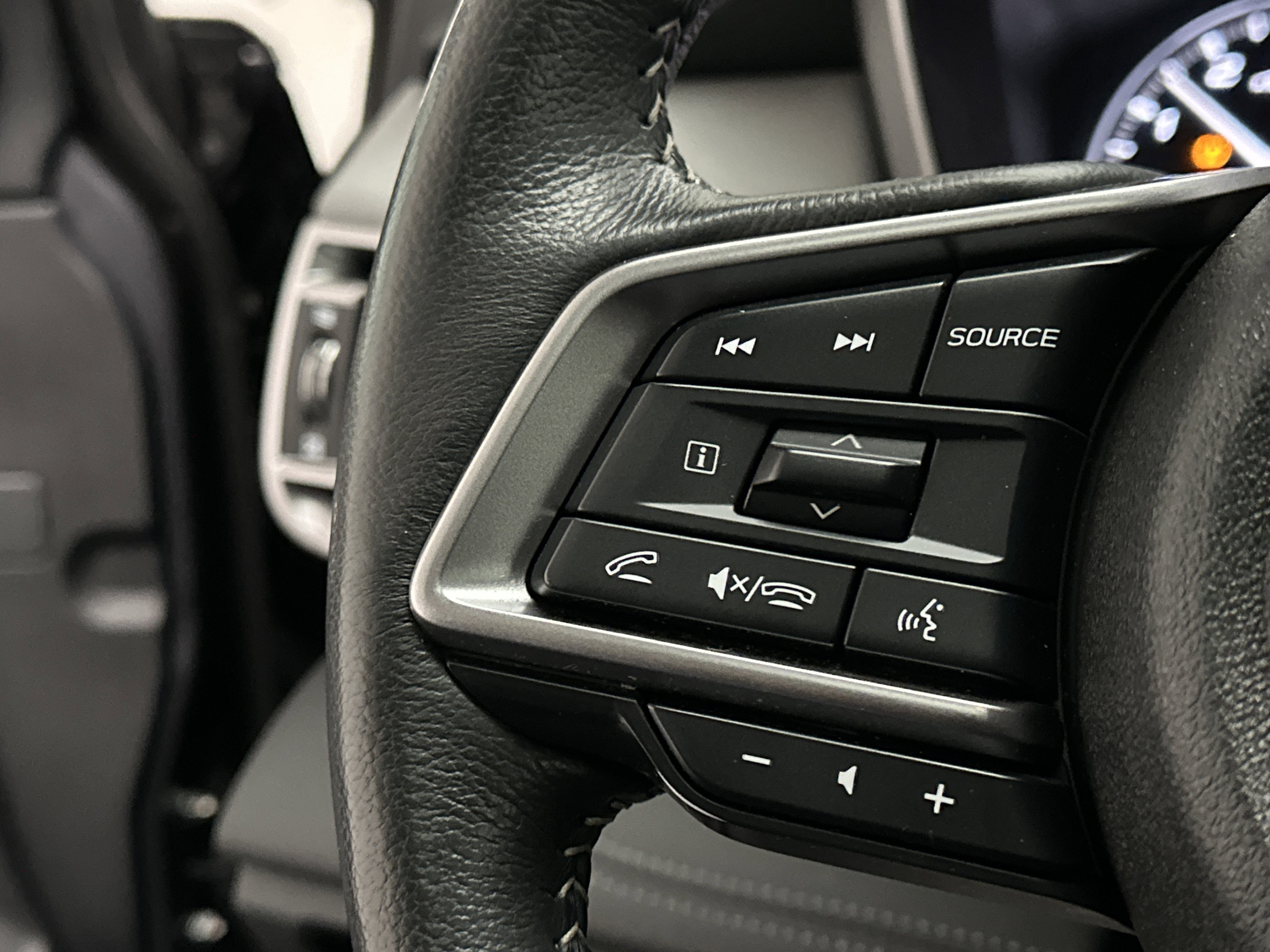 Used 2024 Subaru Outback Limited image 29