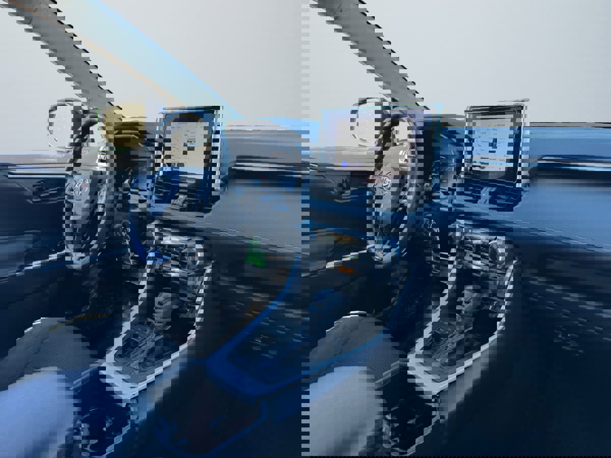 Used 2023 Toyota RAV4 LE image 14