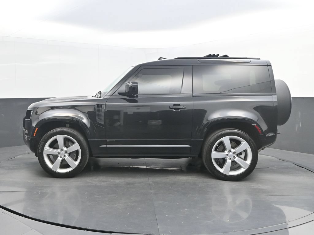 Used 2021 Land Rover Defender 90 X-Dynamic S AWD/4WD image 2