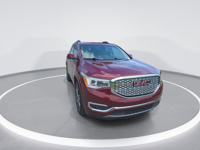 Used 2018 GMC Acadia Denali w/ Technology Package FWD image 2