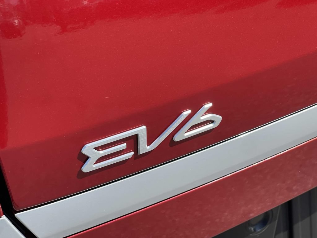 Used 2024 Kia EV6 Light RWD image 6