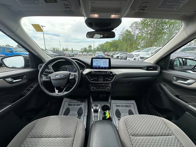 Used 2021 Ford Escape SE w/ Convenience Package AWD/4WD image 2