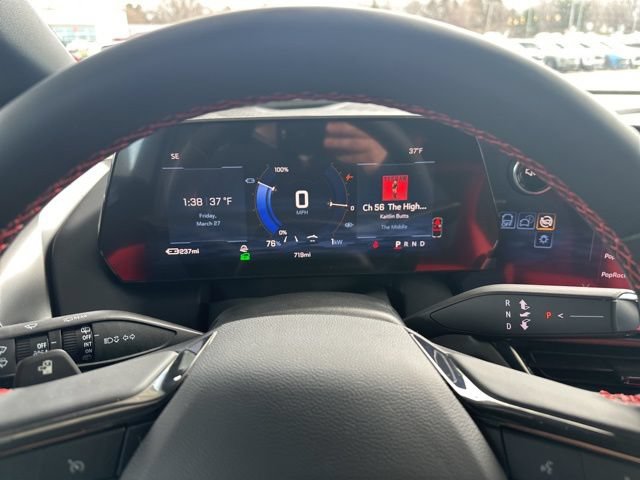 New 2026 Chevrolet Equinox EV RS AWD/4WD image 18