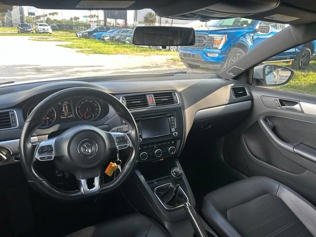Used 2013 Volkswagen Jetta GLI Autobahn FWD image 14