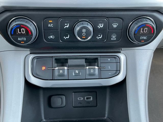 Used 2023 GMC Acadia SLE AWD/4WD image 25