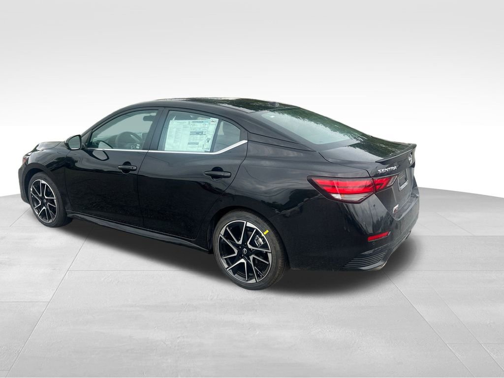 New 2025 Nissan Sentra SR image 4