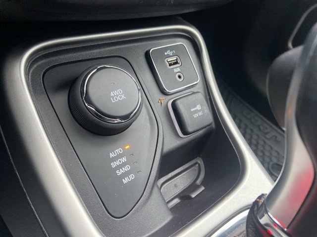 Used 2021 Jeep Compass Latitude w/ Convenience Group image 20