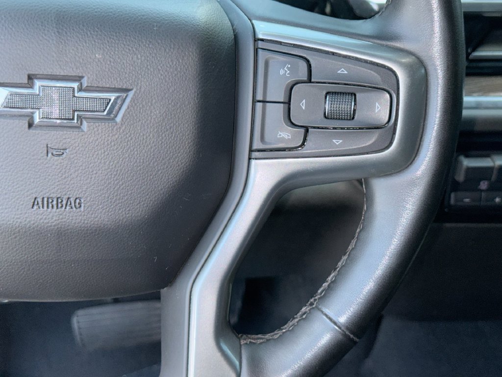 Used 2023 Chevrolet Silverado 1500 RST w/ Z71 Off-Road Package AWD/4WD image 18