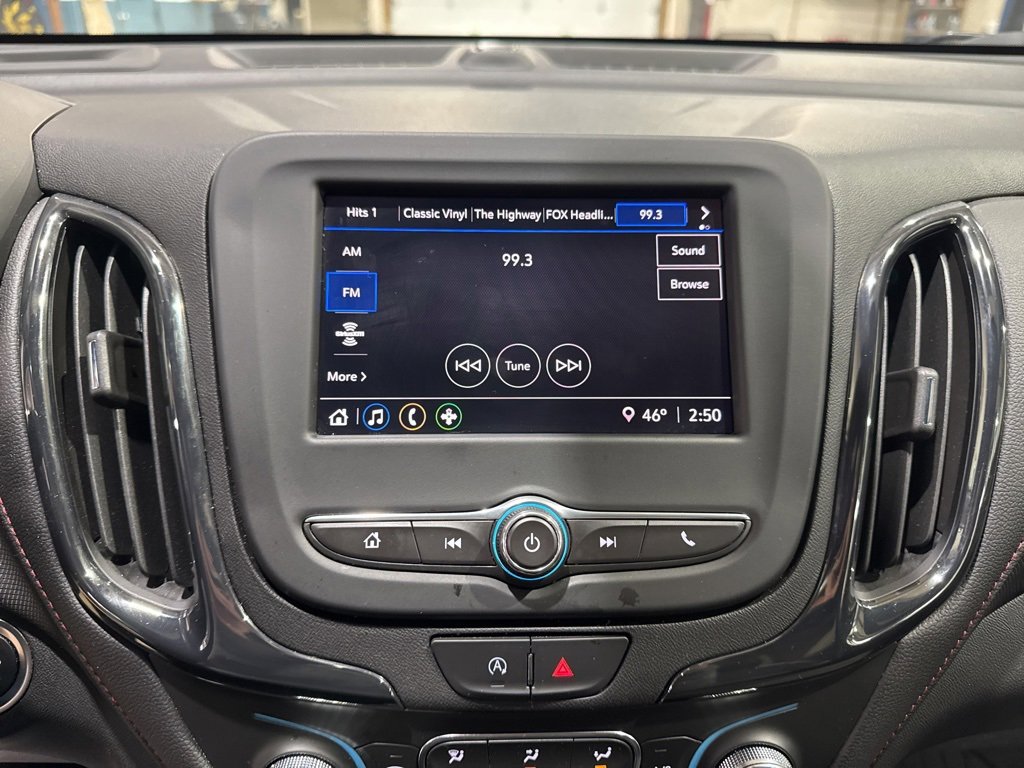 Used 2023 Chevrolet Equinox RS image 28