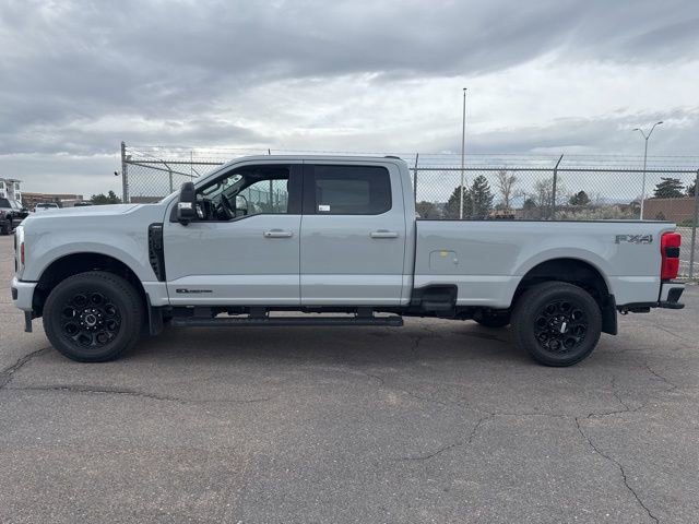 Used 2025 Ford F350 Lariat w/ Black Appearance Package image 4