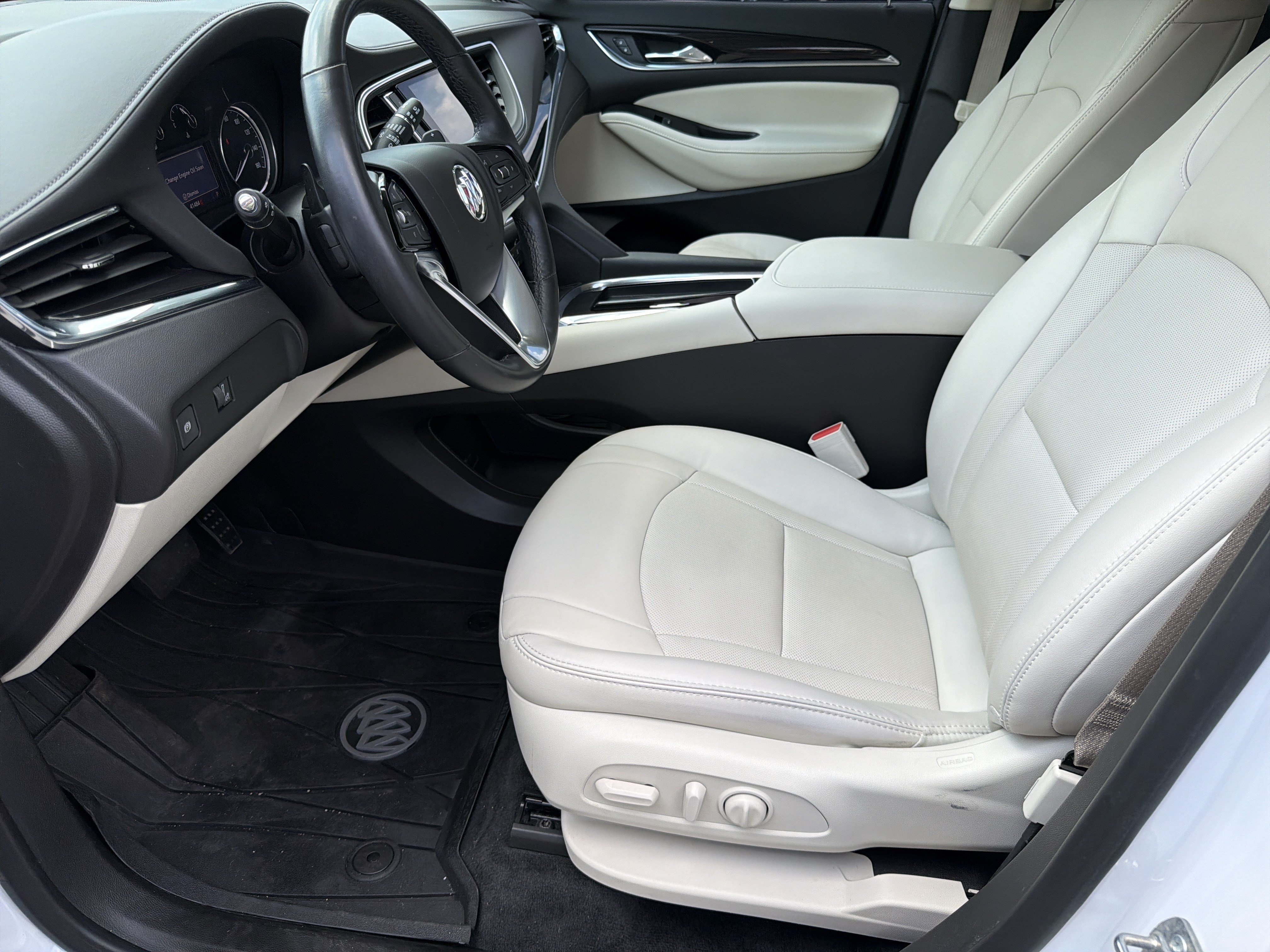Certified 2023 Buick Enclave Essence w/ Experience Buick Package FWD image 10