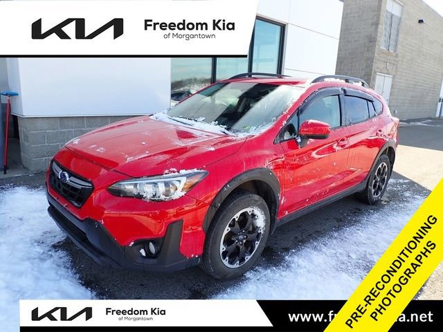 Used 2021 Subaru Crosstrek 2.0i Premium image 1