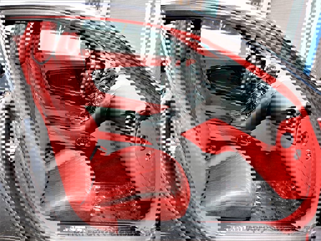 Used 2019 Aston Martin DB11 Coupe RWD image 22