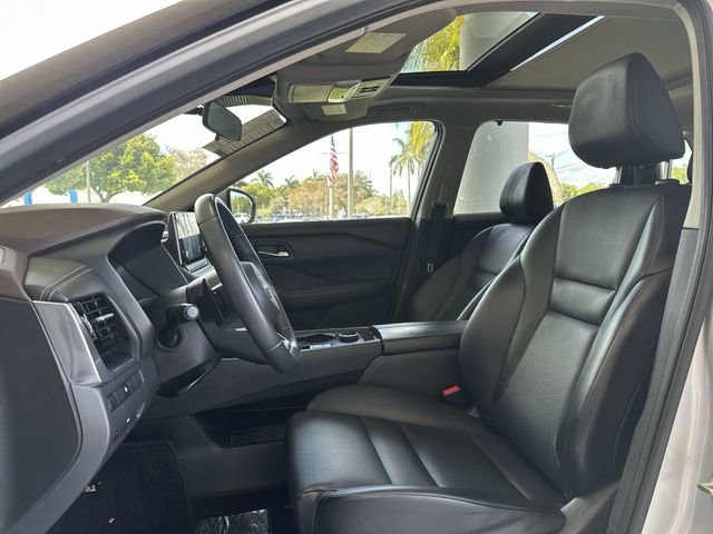 Used 2022 Nissan Rogue SV w/ SV Premium Package AWD/4WD image 23