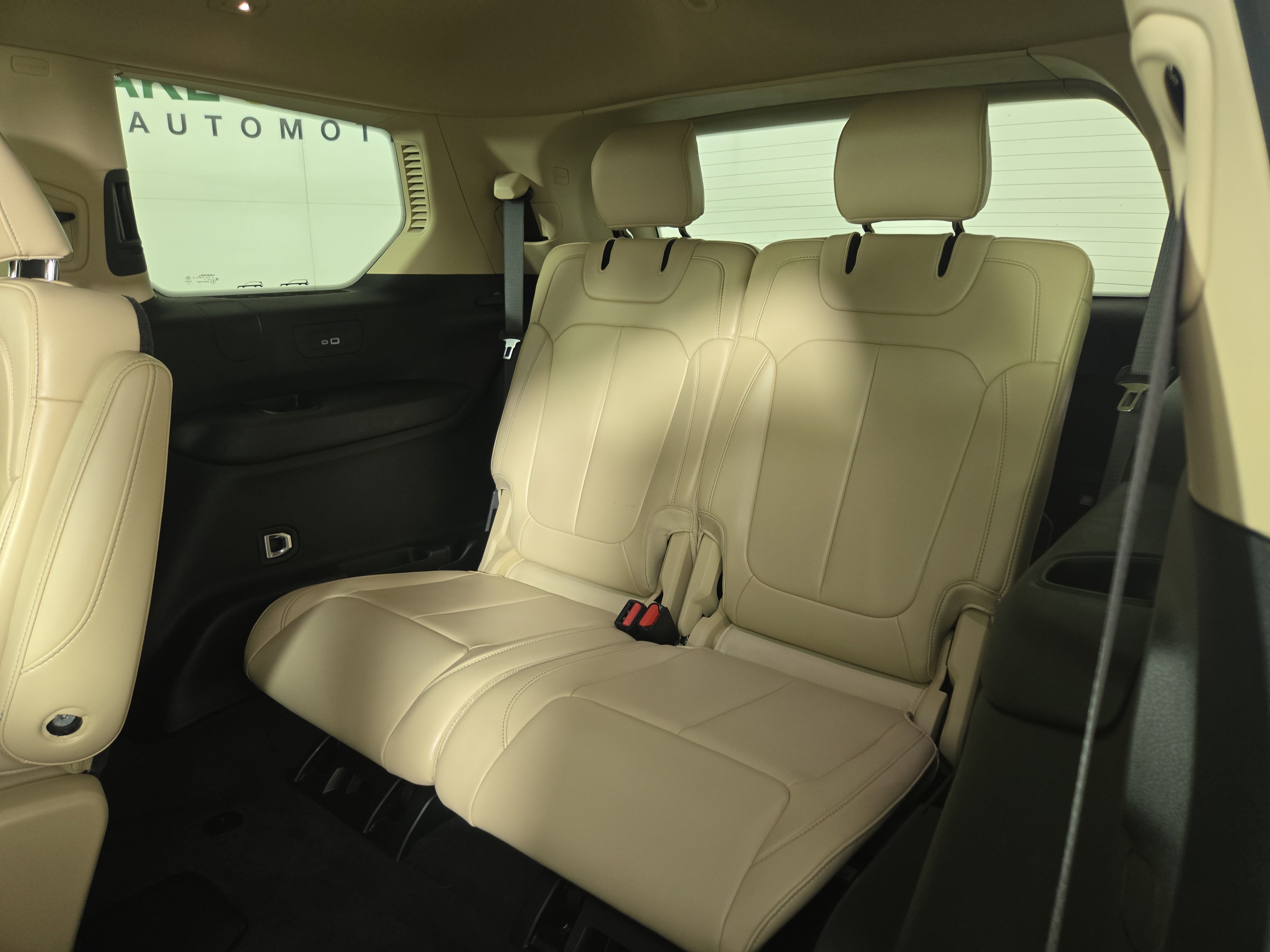 Used 2021 Jeep Grand Cherokee L Limited image 13