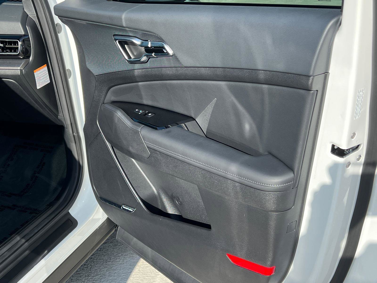 Used 2024 Kia Sportage SX Prestige image 14