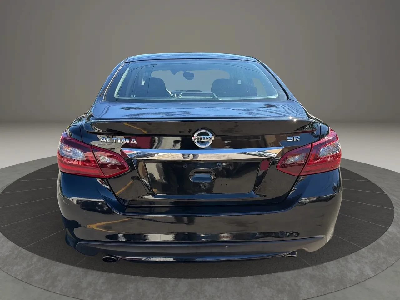 Used 2018 Nissan Altima 2.5 SR FWD image 6