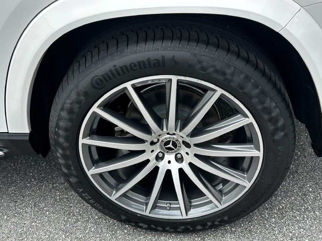 Used 2025 Mercedes-Benz GLS 450 4MATIC image 23