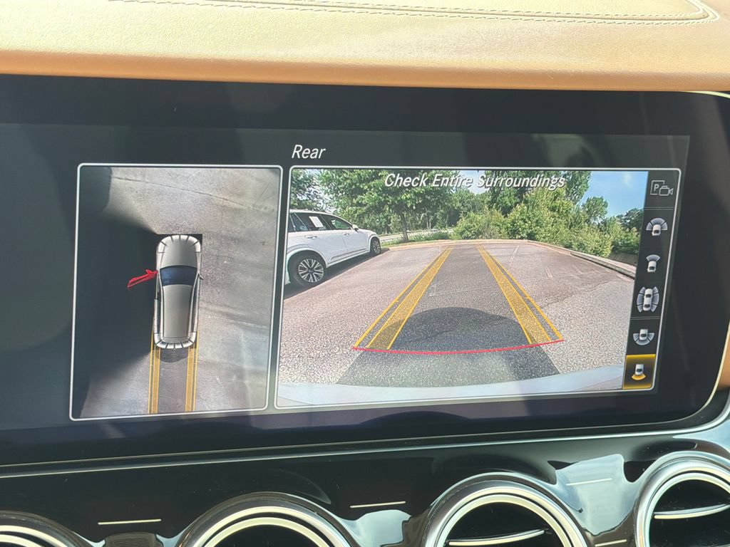 Used 2020 Mercedes-Benz E 450 4MATIC Wagon image 33
