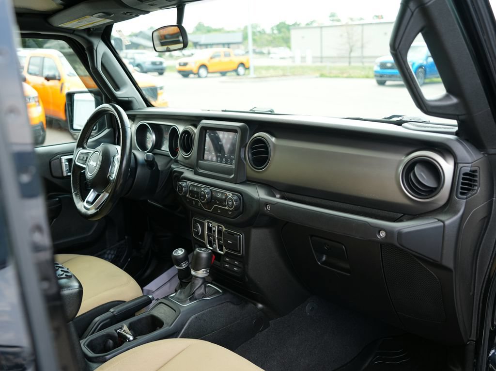 Used 2020 Jeep Gladiator Sport w/ Quick Order Package 24S AWD/4WD image 22