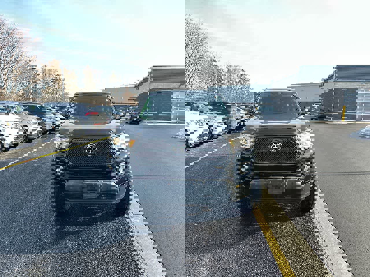 Used 2016 Toyota Tacoma SR5 image 17