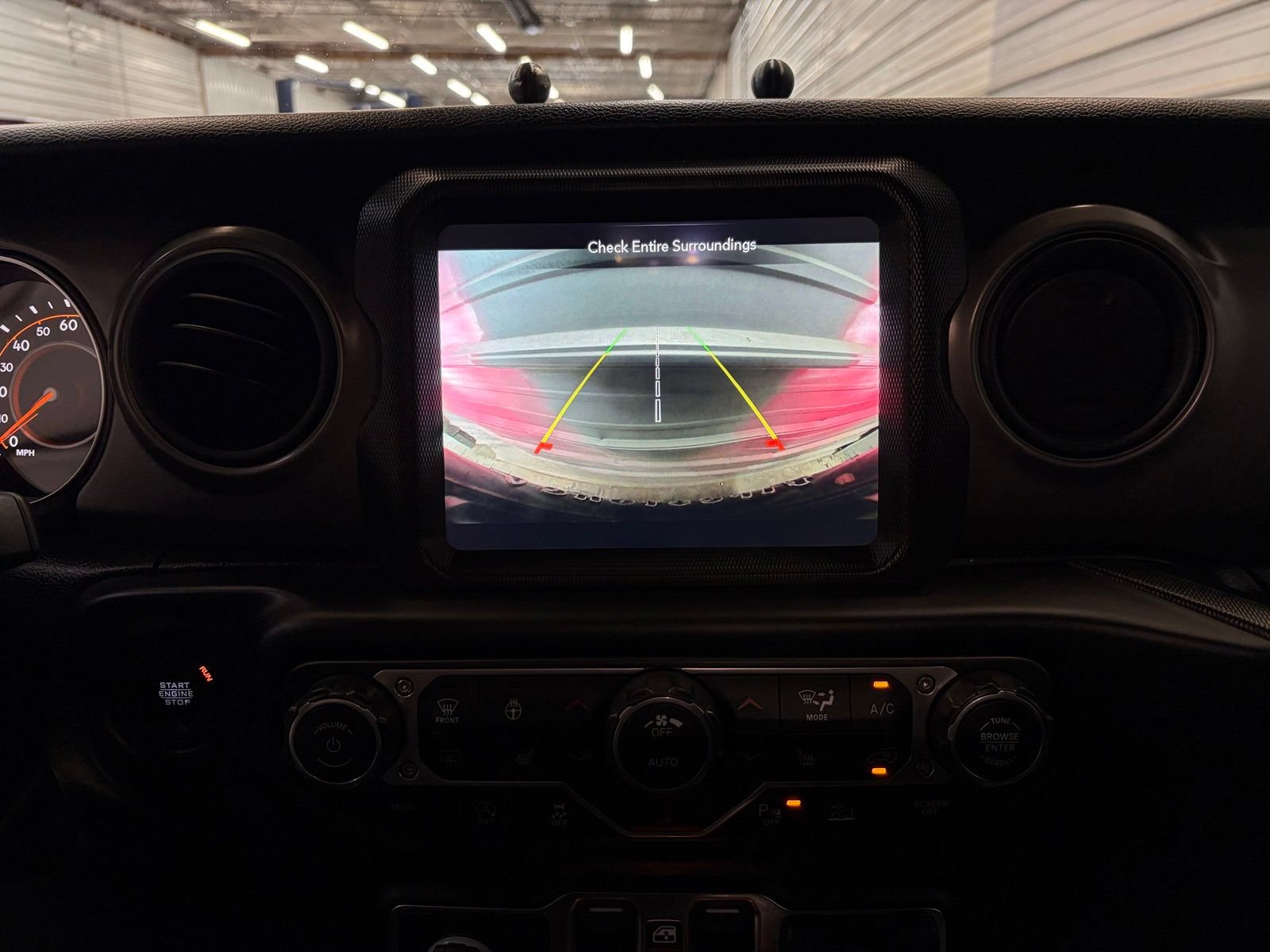 Used 2021 Jeep Wrangler Unlimited Sport AWD/4WD image 19