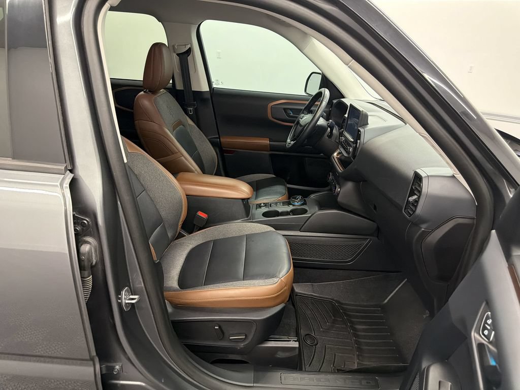 Used 2022 Ford Bronco Sport Outer Banks w/ Tech Package AWD/4WD image 24