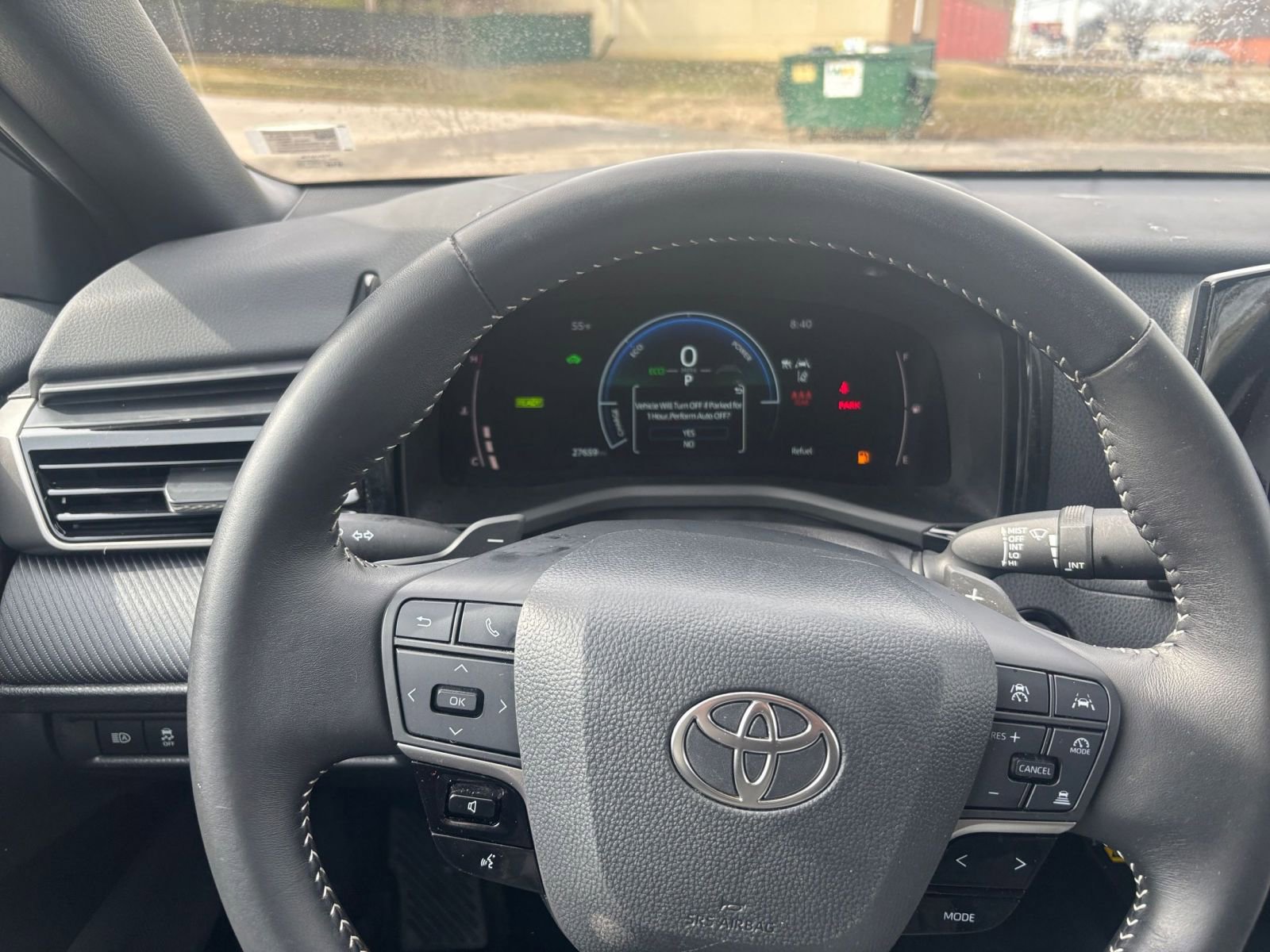 Used 2025 Toyota Camry SE image 32