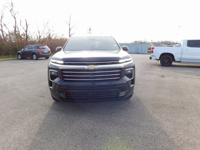 Used 2025 Chevrolet Traverse High Country w/ LPO, Floor Liner Package image 8