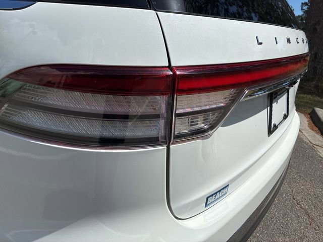 Used 2020 Lincoln Aviator Reserve w/ Elements Package Plus AWD/4WD image 13