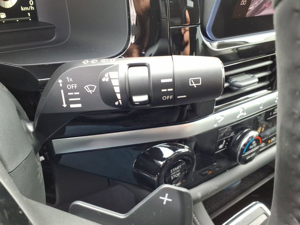 New 2026 Nissan Pathfinder SL image 23