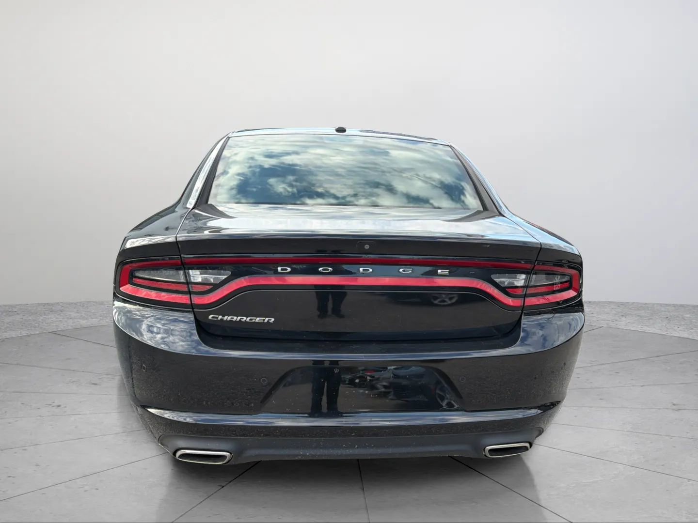 Used 2021 Dodge Charger SXT w/ Leather Interior Group image 14