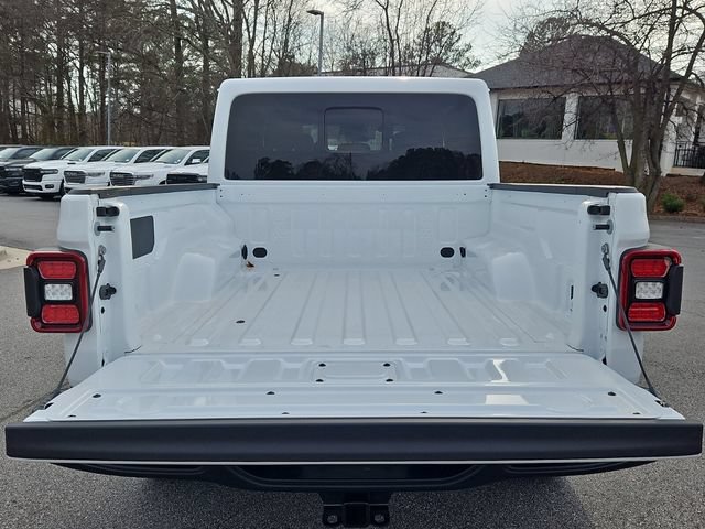 New 2026 Jeep Gladiator Rubicon w/ Steel Power Dome Hood Package AWD/4WD image 25