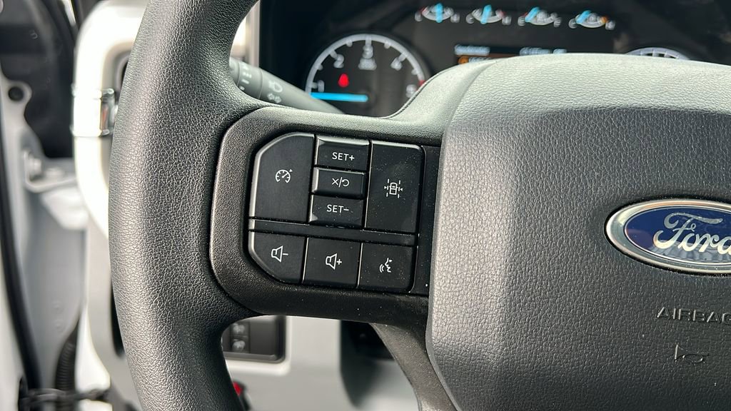 New 2025 Ford F350 XLT w/ XLT Value Package RWD image 18