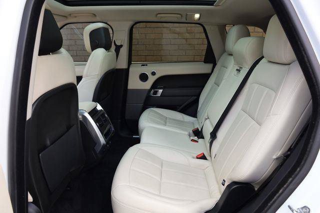 Used 2018 Land Rover Range Rover Sport HSE AWD/4WD image 24