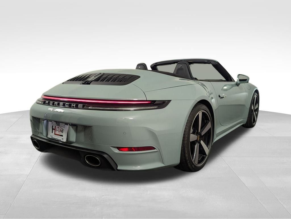 Used 2025 Porsche 911 Carrera image 33