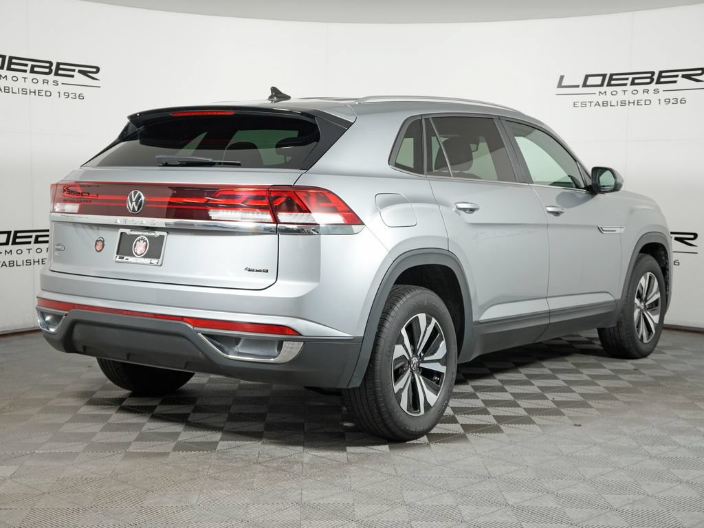 Used 2024 Volkswagen Atlas Cross Sport SE AWD/4WD image 5