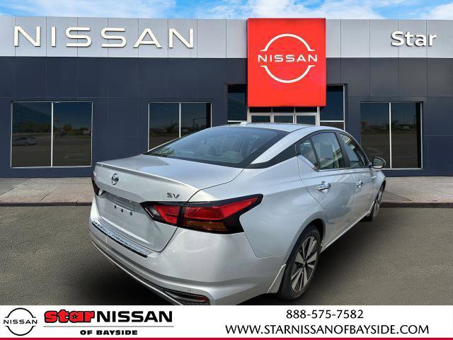 Certified 2021 Nissan Altima 2.5 SV FWD image 2