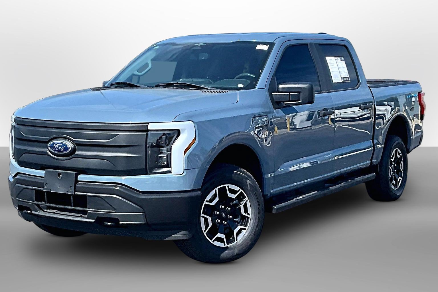 Used 2023 Ford F150 Lightning Pro AWD/4WD image 13
