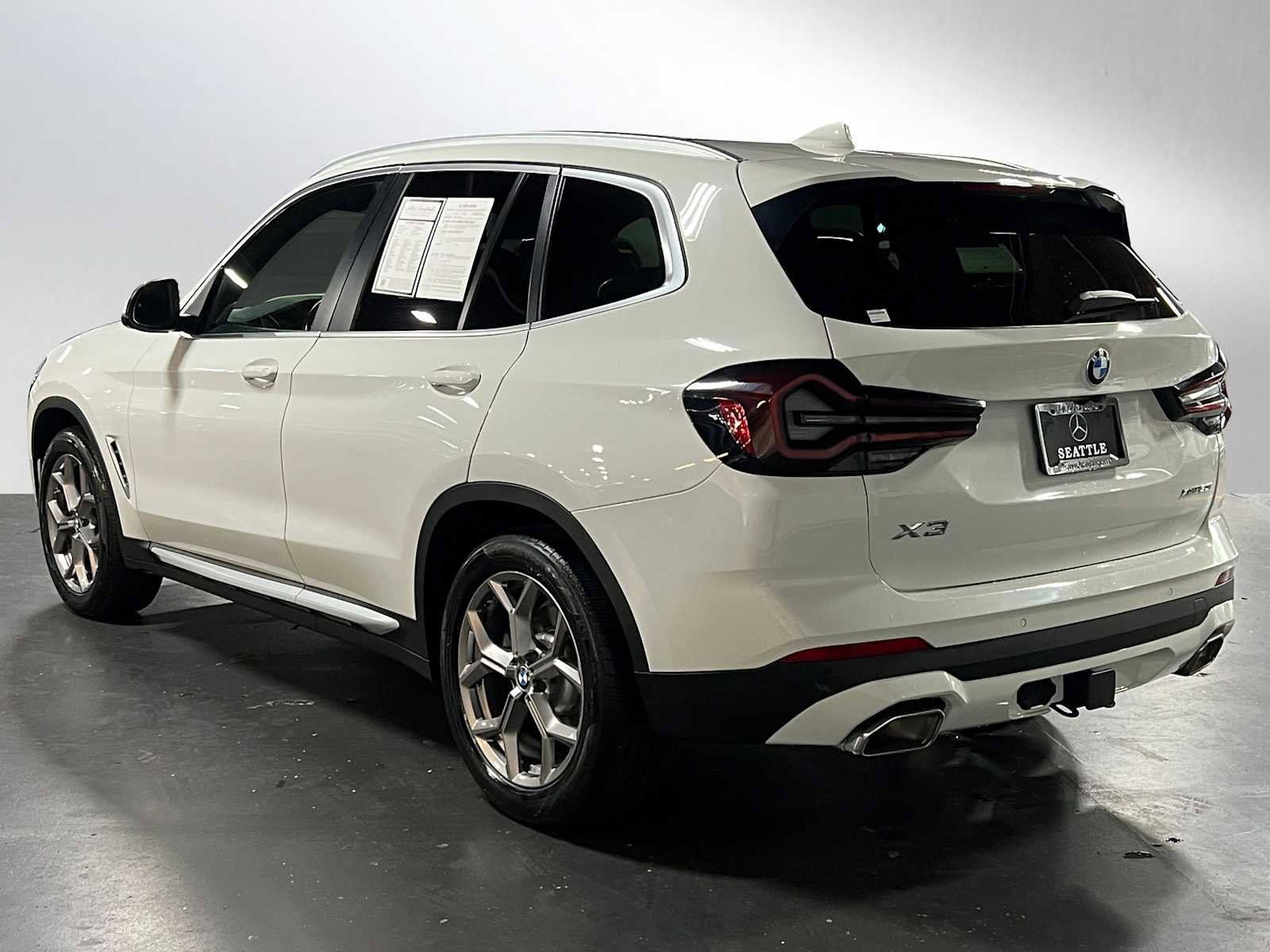 Used 2022 BMW X3 xDrive30i w/ Premium Package 2 image 5