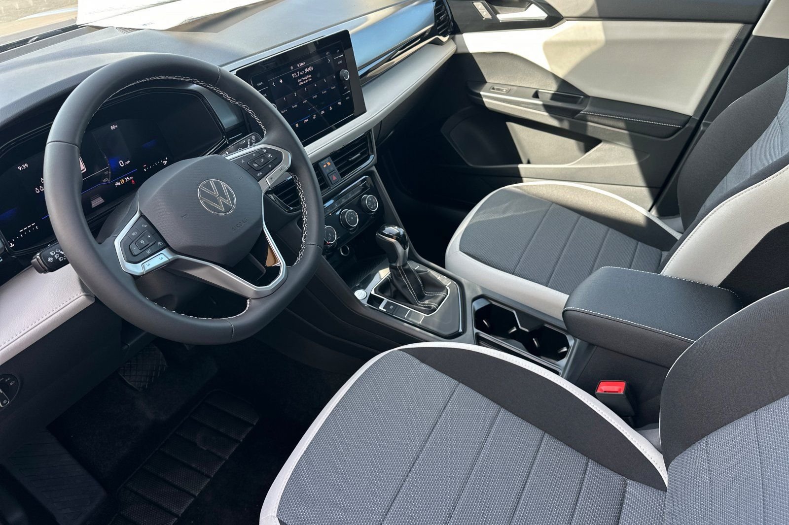 New 2027 Volkswagen Taos S FWD image 10