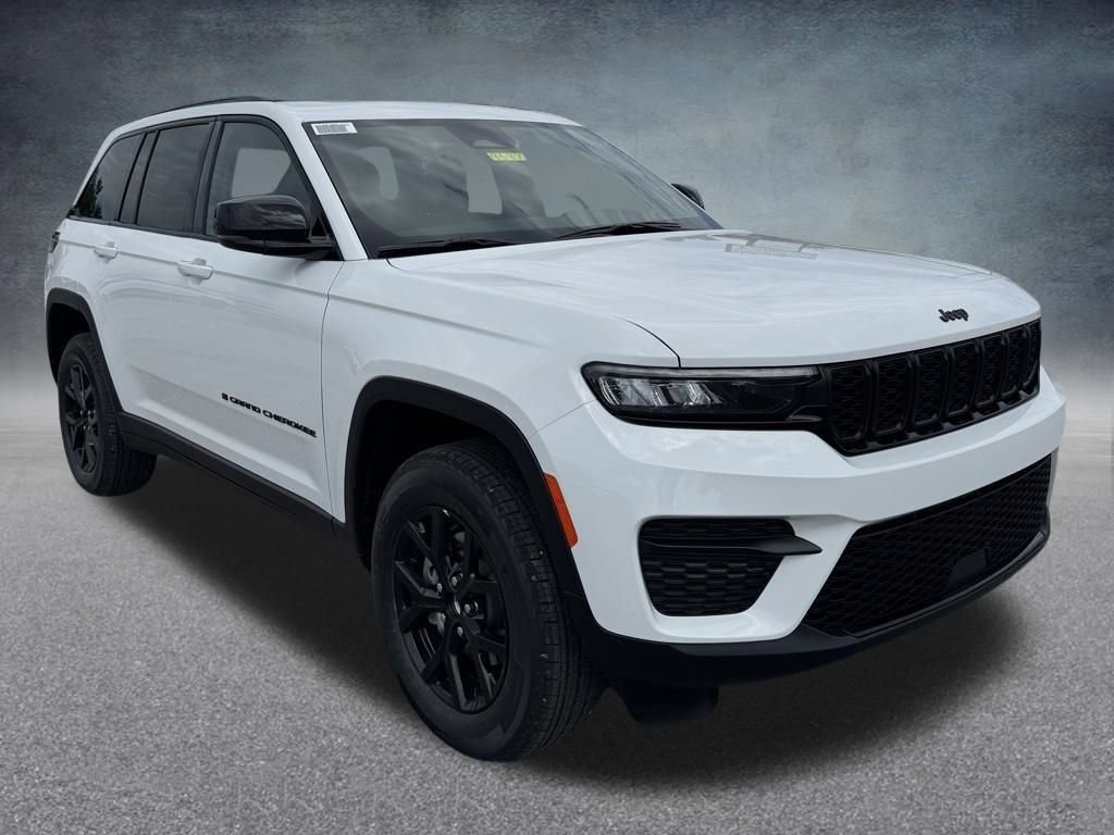 New 2025 Jeep Grand Cherokee Altitude video 2