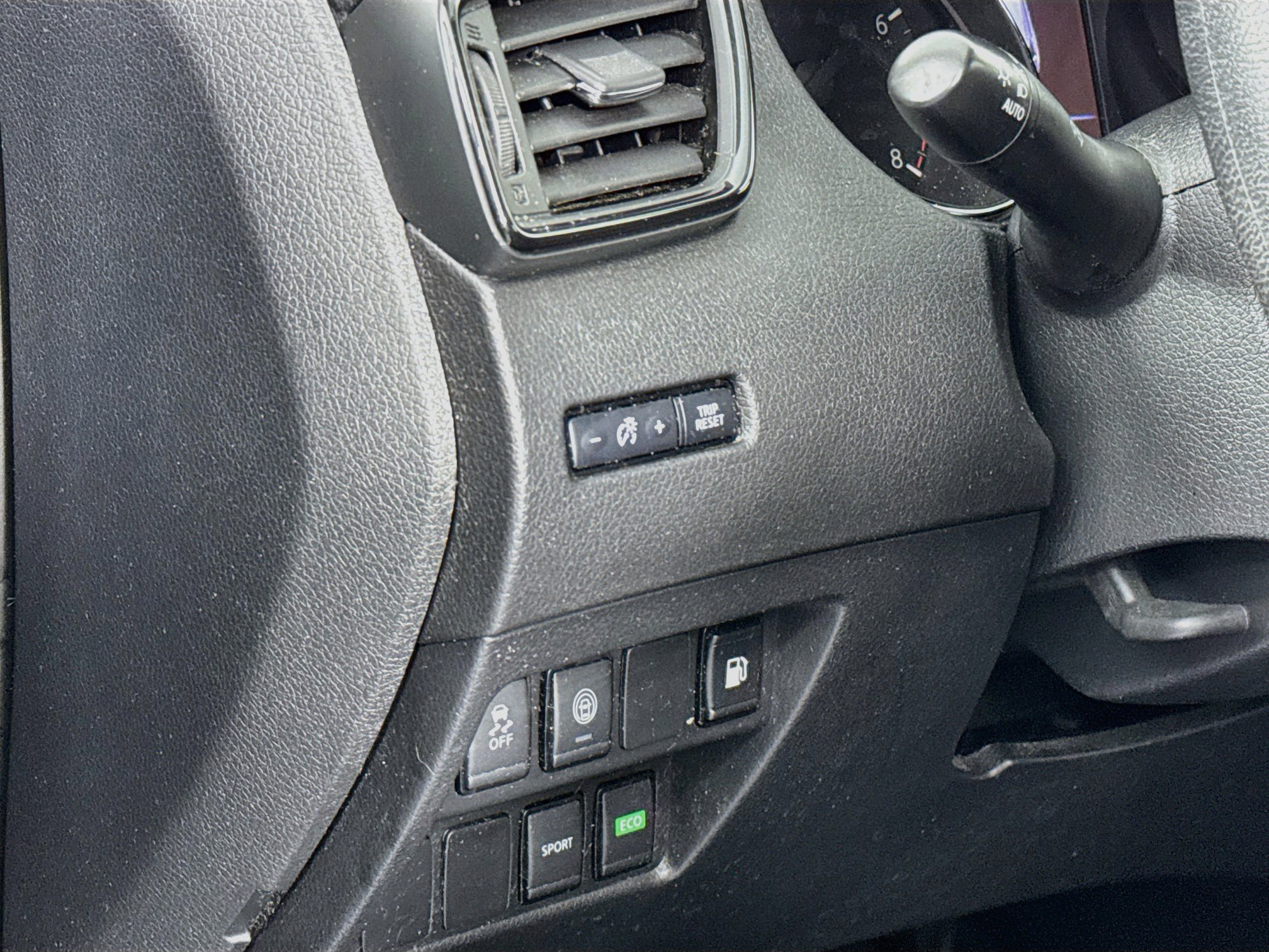 Used 2019 Nissan Rogue S FWD image 10