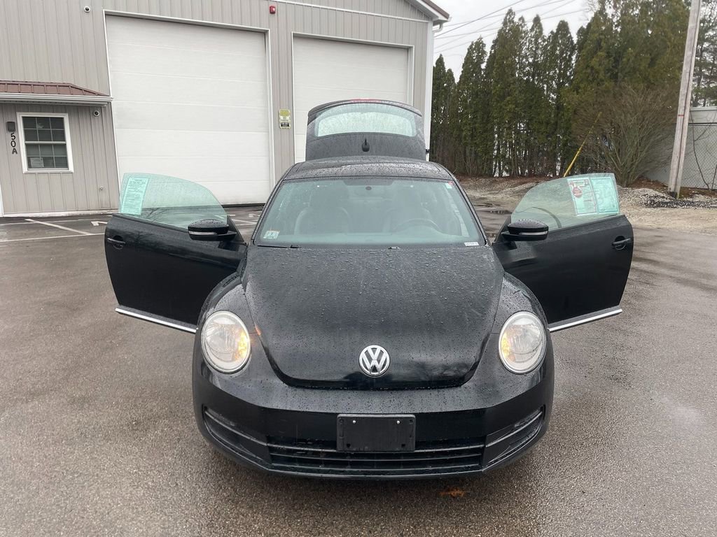 Used 2012 Volkswagen Beetle 2.5 FWD image 29