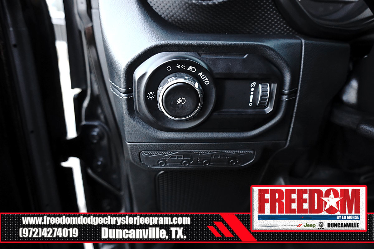 Used 2024 Jeep Wrangler Rubicon AWD/4WD image 20
